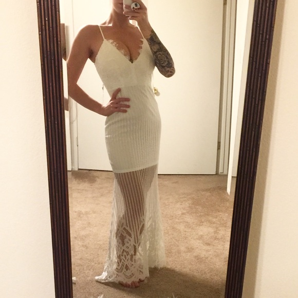 Tiger Mist Dresses & Skirts - Coachella White lace maxi dress